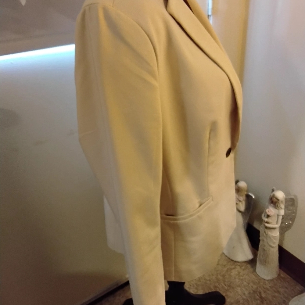 Philosophy Cream Single-Button Blazer - Picture 2 of 13